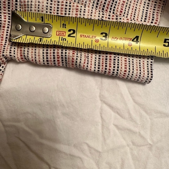 Loft shorts 4 inch inseam Size 14 - Dark Navy & Metallic Red threads. - Picture 6 of 13